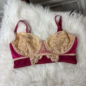 iCollection Elegant Lace Trimmed Lingerie Bralette S
